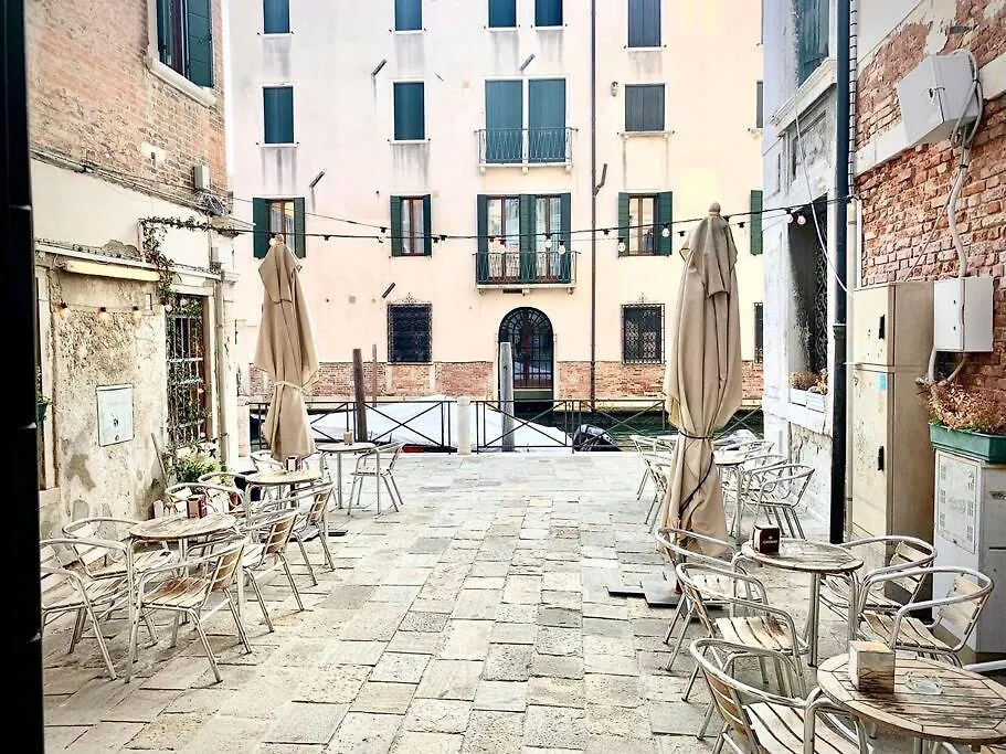 Apartament Venice Paradise 1 0*,  Ιταλία
